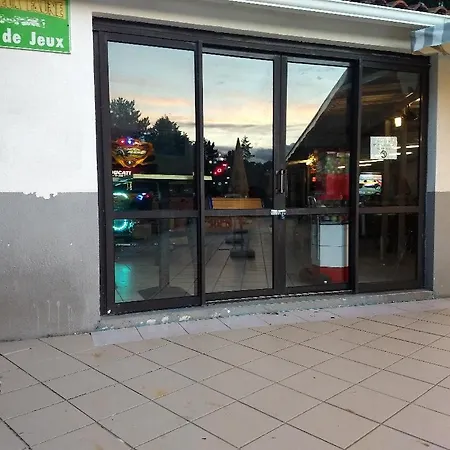 Mobil-home Climatise, Calme, Arbore Casa de Férias *