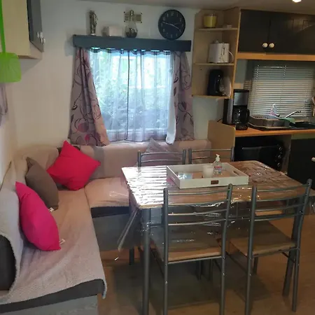 Mobil-home Climatise, Calme, Arbore