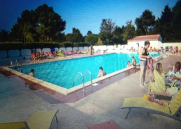 Hébergement de vacances Mobil-home Climatisé, Calme, Arboré *